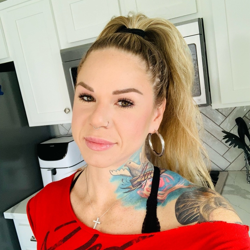 Meet your Posher, Andrea